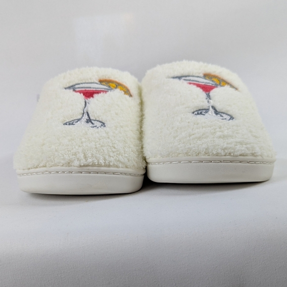 Cosmopolitan Slippers Sherpa Embroidered Memory Foam Slip On Ivory M (7/8) NWT - Picture 7 of 12